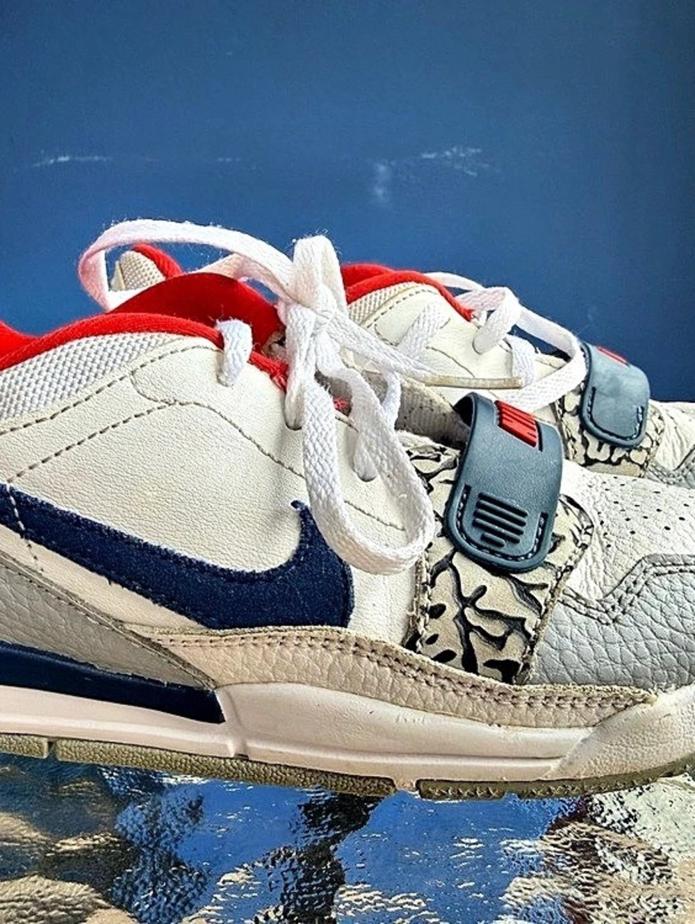 Nike Jordan 3 Retro Kids Sneakers US 2Y